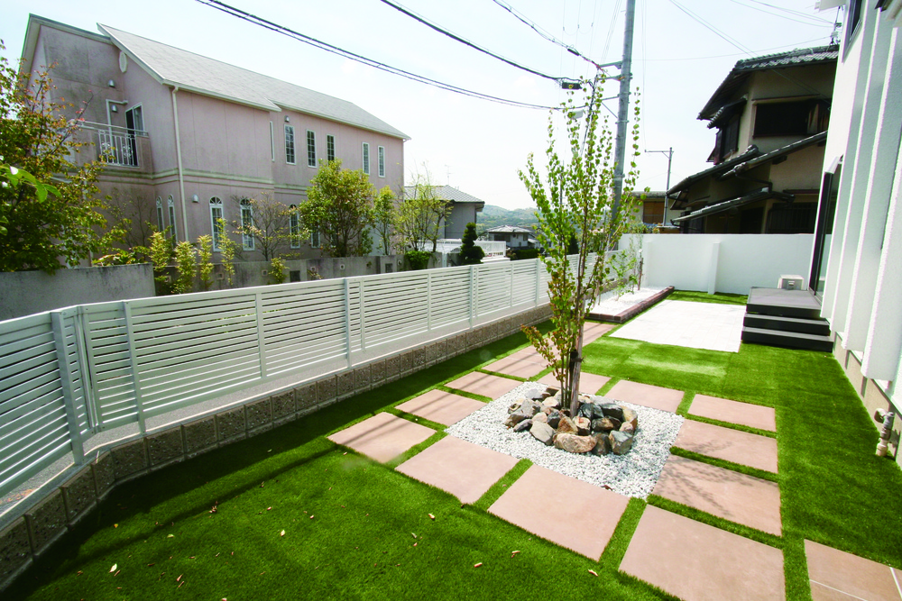 かっこいいシンプルモダンスタイル 奈良市 生駒市 外構 エクステリアパークコンパス ガーデンパレット