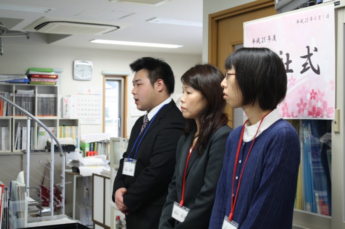 入社式 本日より新たに。