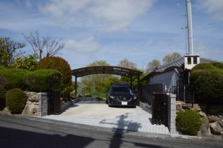広々間口。 色合わせもバッチリです。